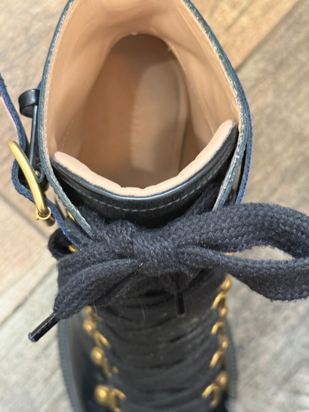 Gucci Black Leather Lace-Up Lug Heel Ankle Boots with Red-White-Blue Strap - Picture 6 of 7